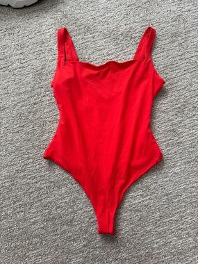 SKIMS Fits Everybody Bodysuit Size S